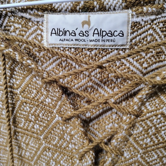 Alpaca wool Hooded Poncho Tassel Aztec pattern all seasons boho hippie XXL Peru - Picture 3 of 7